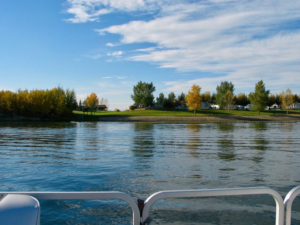 Pre-Booking Vacation Rentals for Summer! - Gleniffer Lake - Lake Properties Alberta - Featured Image