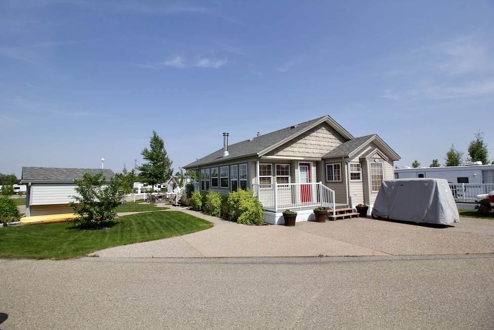 Property for Rent Gleniffer Lake Properties Cabins for Rent in Alberta