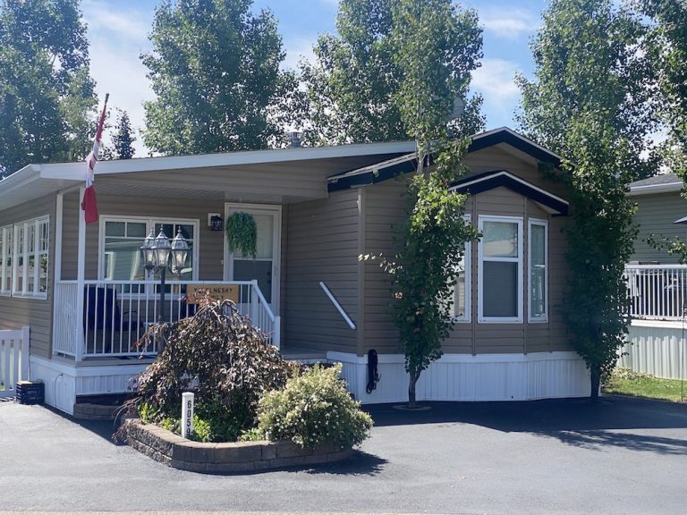 Property for Rent Gleniffer Lake Properties Cabins for Rent in Alberta